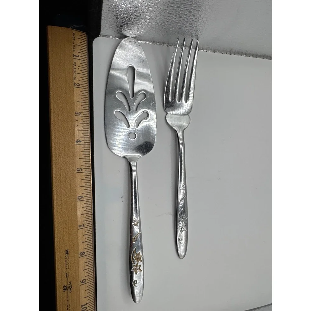 Vintage Japan Stainless Star Leaf Serving Set Pie Server & Meat Fork UNF138